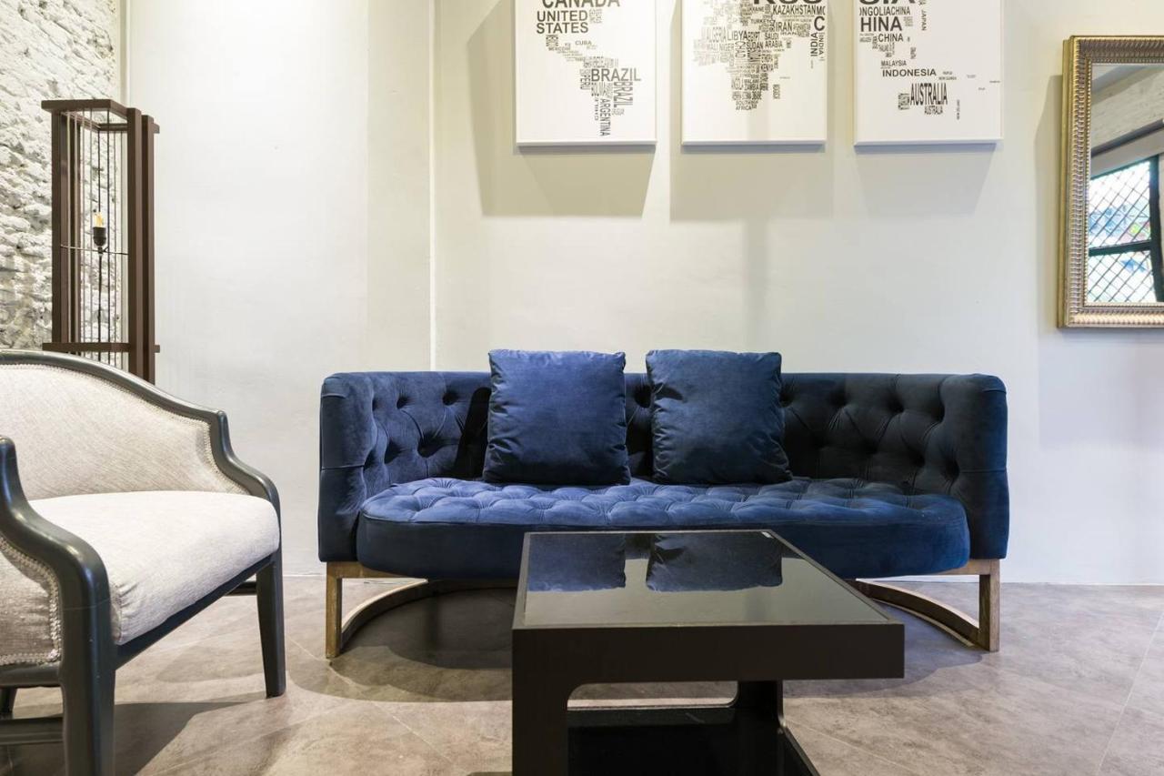 Inner Old Town 196 Chic Guesthouse - Self Check In 曼谷 外观 照片