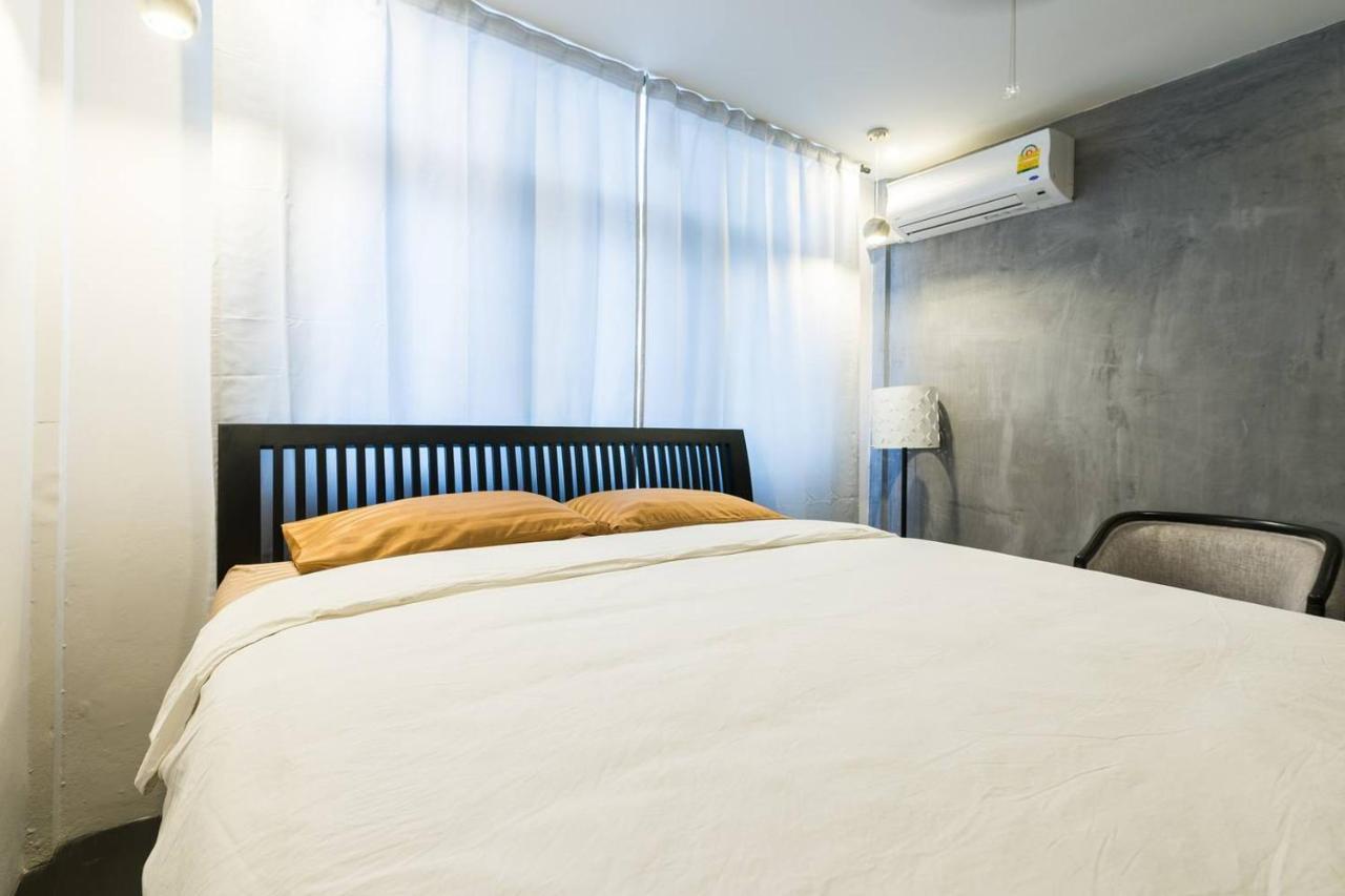 Inner Old Town 196 Chic Guesthouse - Self Check In 曼谷 外观 照片