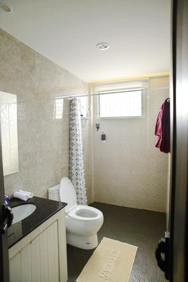 Inner Old Town 196 Chic Guesthouse - Self Check In 曼谷 外观 照片