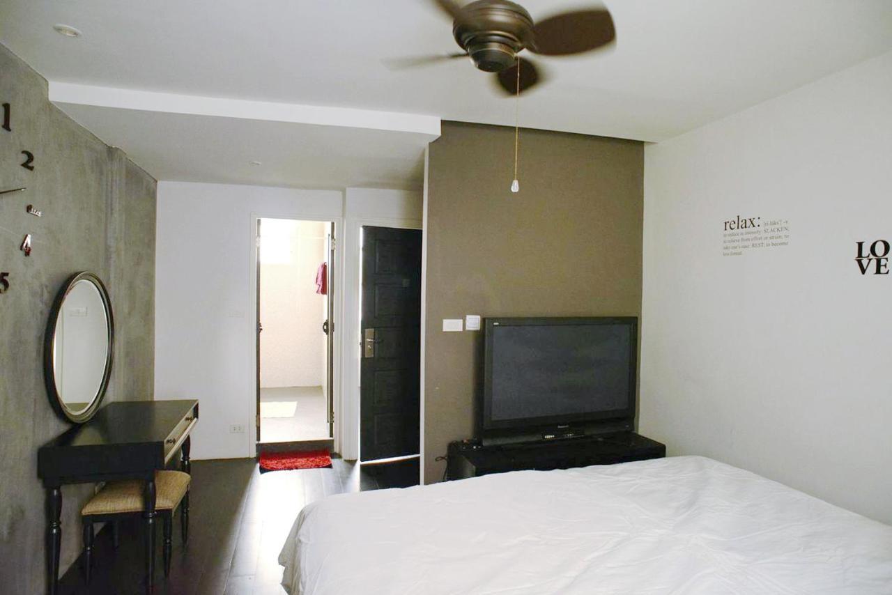 Inner Old Town 196 Chic Guesthouse - Self Check In 曼谷 外观 照片